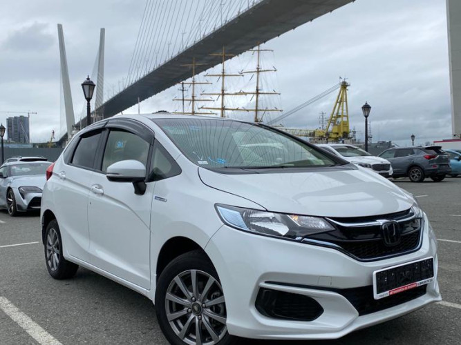 HONDA FIT HYBRID 4WD в г.Вилючинск