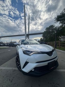 TOYOTA C-HR 4WD в г.Владивосток