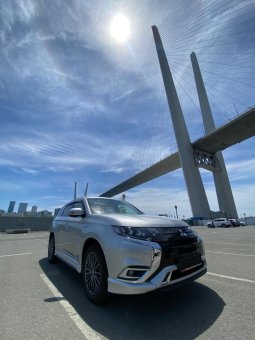 MITSUBISHI OUTLANDER PHEV в г.Вилючинск