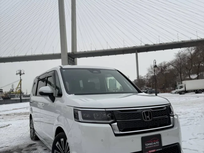 HONDA STEPWGN SPADA PREMIUM LINE в г.Москва