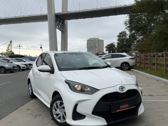 TOYOTA YARIS в п.Ливадия